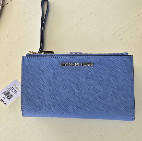 Authentic Michael Kors wristlet Caribbean Blue NWT